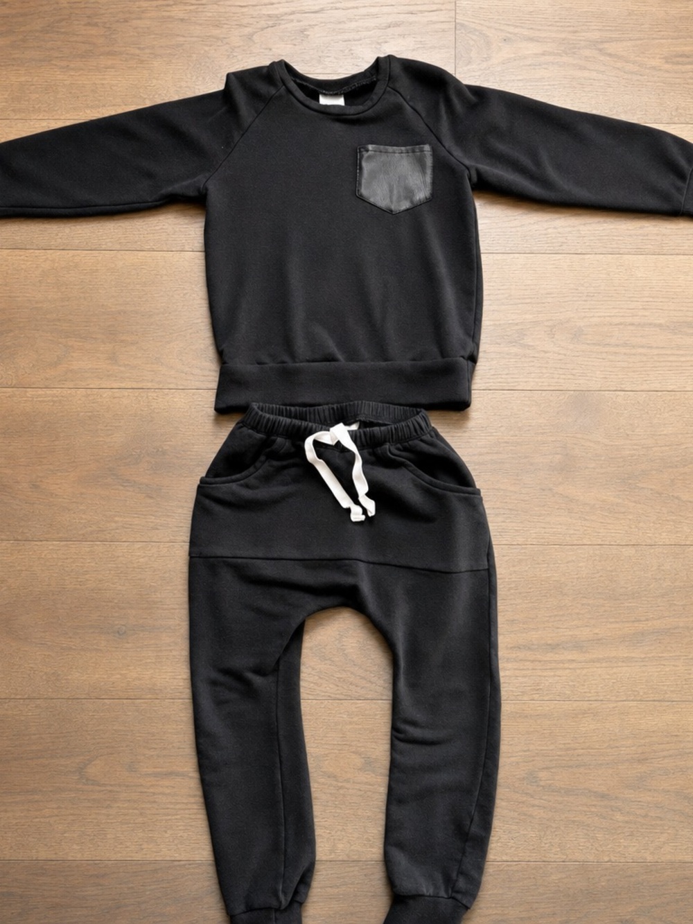 Posh & Cozy Black Jogger Pants And Sweater 3T
